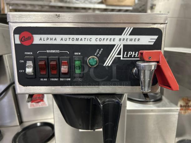 Curtis Alpha 3DR Coffee Brewer, great condition, with 3 right warmers, tested, working, 120/220V, control panel view.
