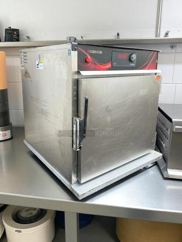 Cres Cor H137SUA5D hot holding cabinet, stainless steel, digital controls, in outstanding condition, 120V, fully tested.