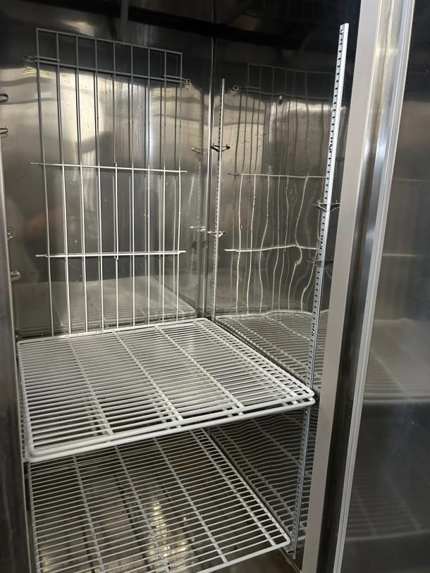 Norlake NLF23-S AdvantEDGE 28" reach-in solid door freezer, 23 Cu. Ft., tested and working, stainless interior, adjustable shelves.