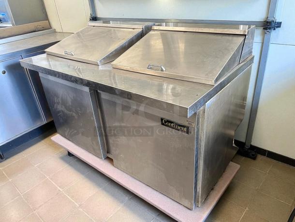 Continental Refrigerator SW60N24M-HGL 60" sandwich prep table, 2 doors, 24-pan capacity, great condition, tested and working.