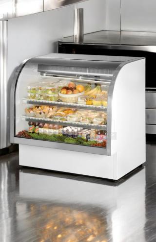 True TCGG-48-S curved glass refrigerated display case, 48" wide, excellent condition, 115V, fully tested and working.