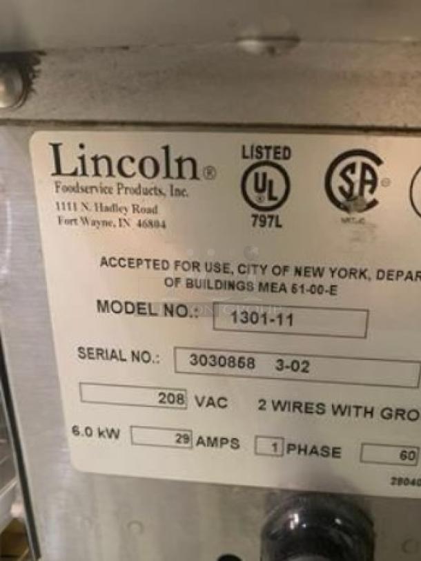 Lincoln Impinger 1301-11 countertop electric conveyor pizza oven, 208V, UL listed, fully tested, outstanding condition.