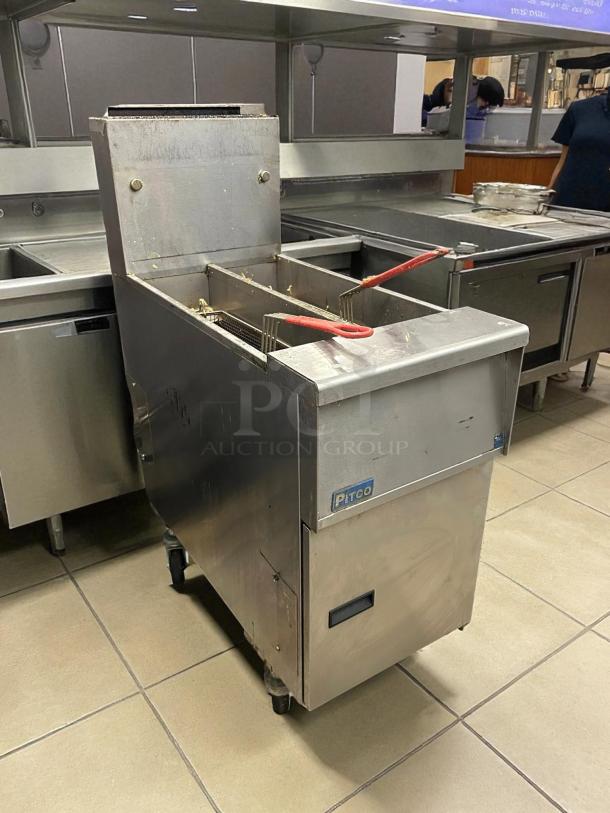 Pitco SG14T-S split pot gas fryer with two 25-lb frypots, millivolt control, tested and working, branded logo visible.