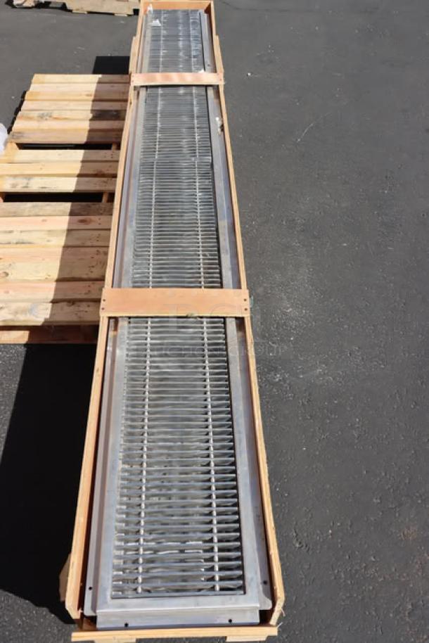 Brand new scratch-n-dent Regency 600FT12120SS 12"x120" 14-gauge stainless steel floor trough with grate, in crate.