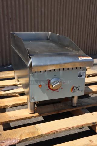 BRAND NEW SCRATCH-N-DENT 12" Cooking Performance Group G-CPG-12-M electric griddle, 3000W/4000W, dented electric box, missing power cord.
