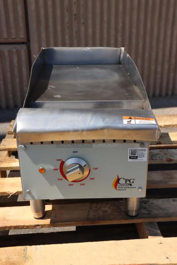 BRAND NEW Cooking Performance Group G-CPG-12-M 12" Electric Griddle, 3,000W/4,000W, 208/240V, countertop; dented electric box, missing power cord.