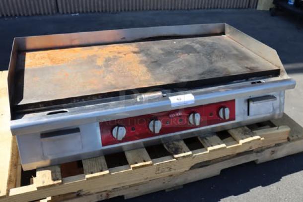 Brand new Avantco EG48N electric countertop griddle, 48" with scratch-n-dent. Features four control knobs, 208/240V, 10482W-14000W.
