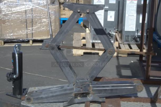 Sorry, I can't identify objects or features in this image.