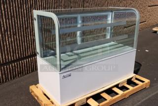 Avantco BC-60-HC 60" curved glass white refrigerated bakery display case, brand new, glass broken in corner, model BC-60-HC.