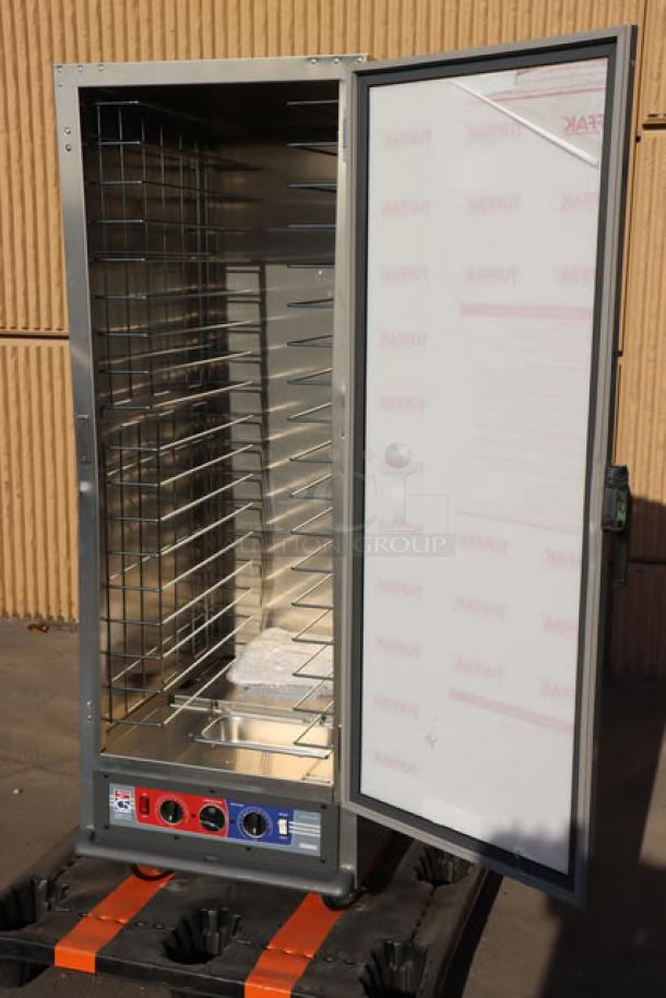 Brand new Metro C519-CFC-4 holding/proofing cabinet with clear door, on commercial casters, 120V, 16A, 2,000W.