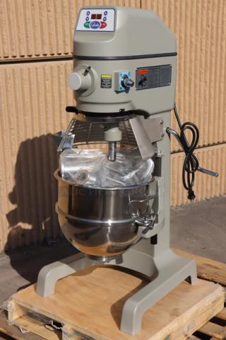 BRAND NEW! Globe SP30P 30 Qt. Planetary Floor Pizza Mixer with Guard & Standard Accessories - 1 1/2 hp - 240 Volts	12 Amps	1 Phase	2,640 Watts. Item appears to ONLY have minor scratch/denting. - Item #1218951