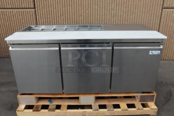 Avantco SS-PT-71-12-HC 70" 3 Door Stainless Steel Refrigerated Sandwich Prep Table, new, no packaging, tested working.