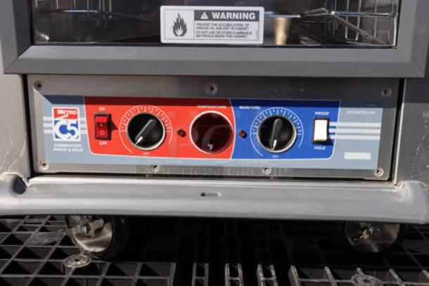 Brand new Metro C515-CFC-4 half-size holding/proofing cabinet control panel, clear door, 120V, 2000W, scratch-n-dent.