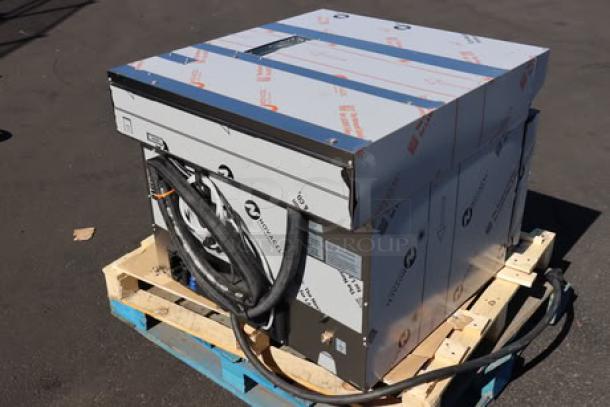 Brand new Cadco XAF-193 convection oven, scratch-n-dent, damaged outer glass pane, on Cadco OST-195-C stand with casters.