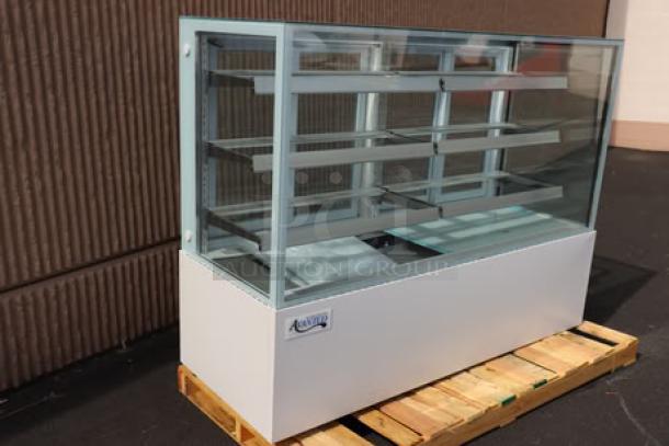 Avantco BCF-72-HC refrigerated bakery display case, 70 7/8" square glass, white, 115V, on pallet, brand new condition.