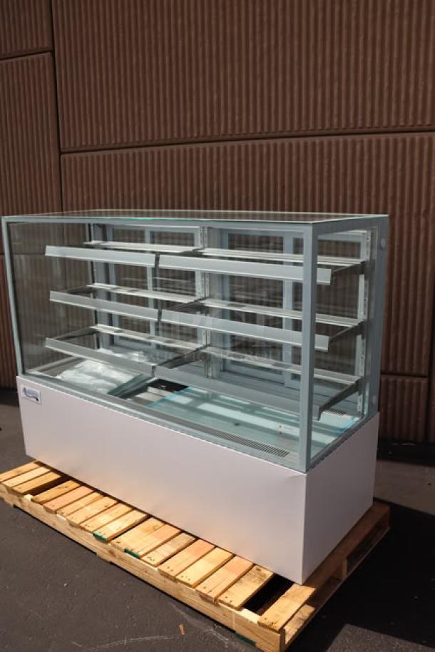 Avantco BCF-72-HC refrigerated bakery display case, 70 7/8", square glass, white, 115V, minor defects possible, no original packaging.
