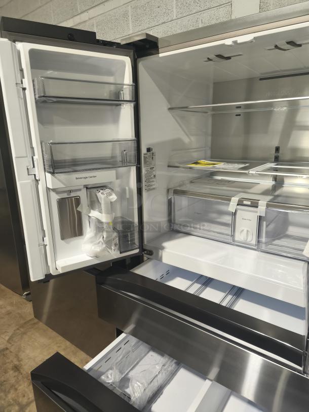 Samsung Bespoke French Door Refrigerator, 29 cu ft, model RF70F29DER. Features Inner Beverage Center, FlexZone™ Drawer. Brand new, scratch and dent condition.