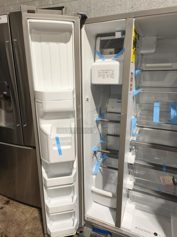 Whirlpool 33-inch side-by-side refrigerator, model WRS321SDHZ13, 21.4 cu ft, fingerprint-resistant stainless steel, new.