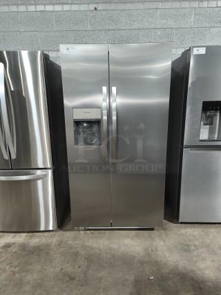 NEW Frigidaire 25.6 cu ft 36" side-by-side refrigerator, model FRSS26L3AFE, stainless steel, with water and ice dispenser, mint condition.
