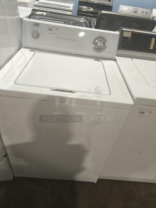 Estate Top-Load Washer ETW4100SQ3, white, heavy-duty capacity, visible control knobs, slight wear. Auction tag: lot 149.