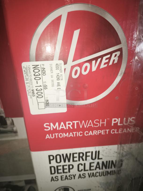 NEW Hoover SmartWash+ Automatic Carpet Cleaner box, model RCTR 4000. Features deep cleaning, labeled for easy use.