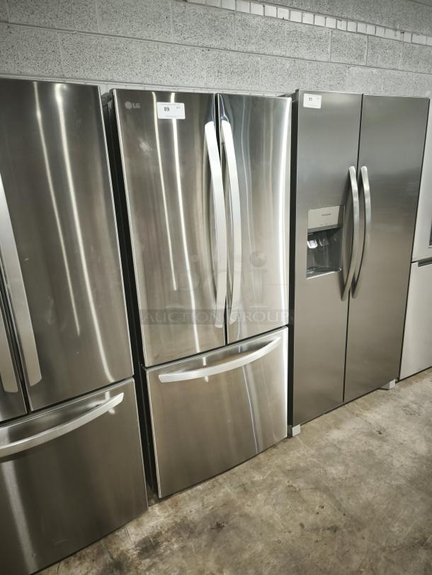 LIKE NEW!! LG 22 cu ft French Door Refrigerator, Model LFCS2250S/07, 30-inch width, stainless steel finish.