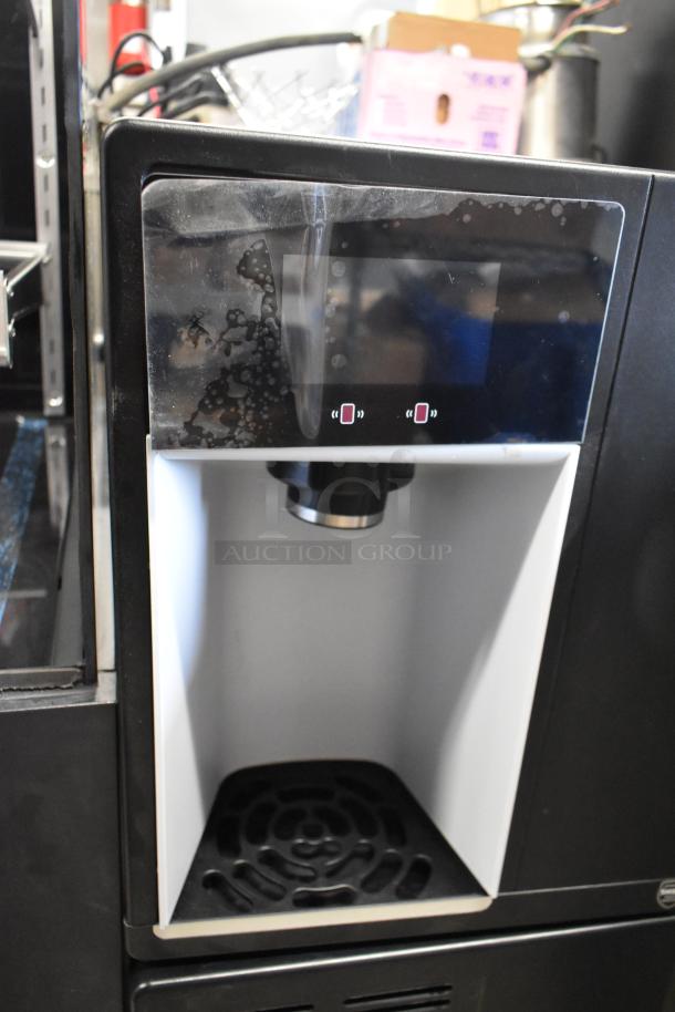 2024 Follett 7UD112A-IW-NF-ST-00 stainless ice maker, water dispenser, 7 lb. bin, scratch and dent, countertop model.