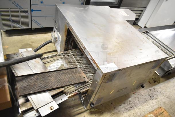 Lincoln Impinger 1961-Q stainless steel commercial countertop conveyor pizza oven, electric, 208V, 3 phase, used condition.