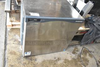 Scotsman C1030MA-32B Prodigy Plus Series Stainless Steel Commercial Medium Cube Ice Machine - 1077 lb. 208/230 Volts, 1 Phase. - Item #1214926