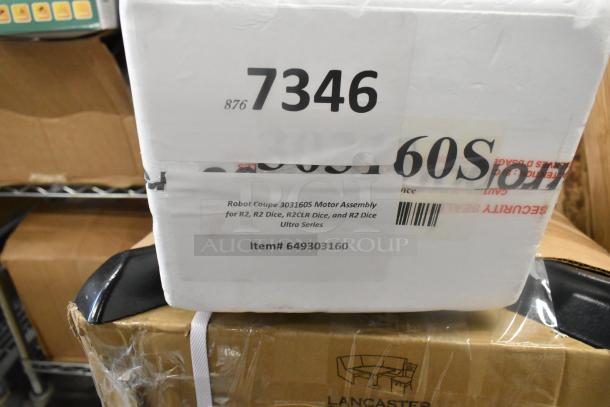 Brand new Robot Coupe 303160S motor assembly for R2, R2 Dice, R2CLR Dice, and R2 Dice Ultra. Scratch and dent condition.