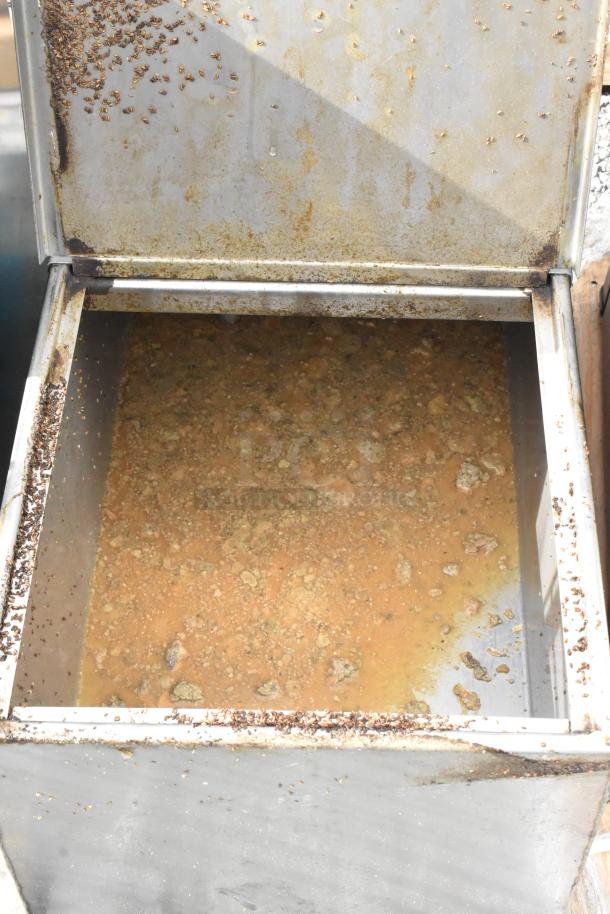 Rusty 402 Metal Commercial Portable Fryer Oil Filter in used condition, showing significant residue buildup. 120 Volts, 1 Phase.