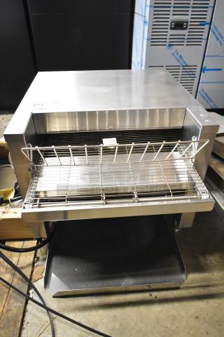 BRAND NEW Vollrath JT2000 Conveyor Toaster, scratch and dent, with 1 1/2" opening, 208V, 1 Phase. Visible rack and tray.