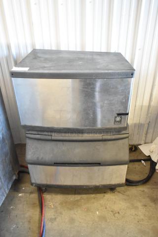Manitowoc QD0282A Stainless Steel Commercial Ice Head on Manitowoc S170 Commercial Ice Bin. 115 Volts, 1 Phase. - Item #1214892