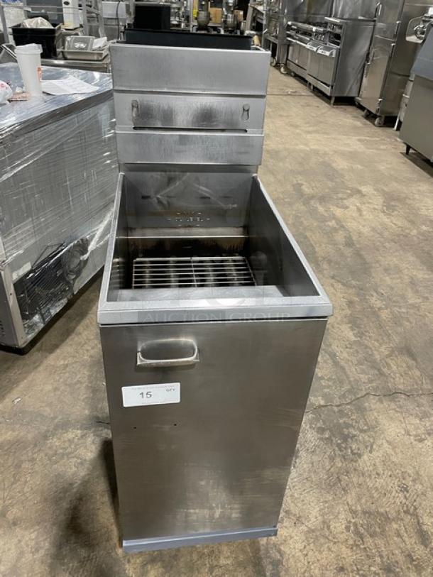 Pitco Frialator 40D Commercial Deep Fryer, Stainless Steel, Natural Gas, 40 lb Capacity, Back Splash, Basket Hanger, On Legs.