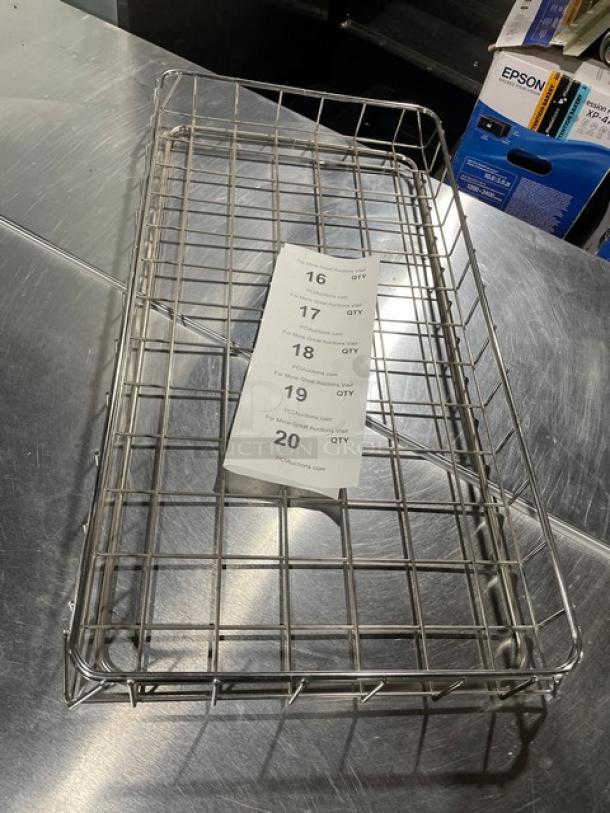 Commercial chrome-plated full-size bagel/pastry wired rack, excellent condition, durable grid design, ideal for bakeries.