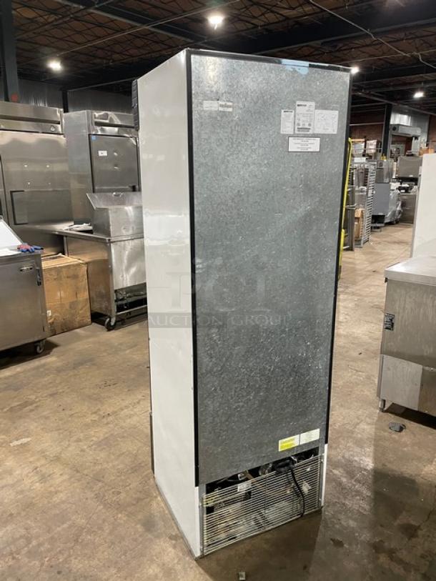 Master-Bilt BGR16 commercial fridge, single glass swing door, poly-coated wire rack, 120V 1 Phase. Model SN: 0760503-37334-V.