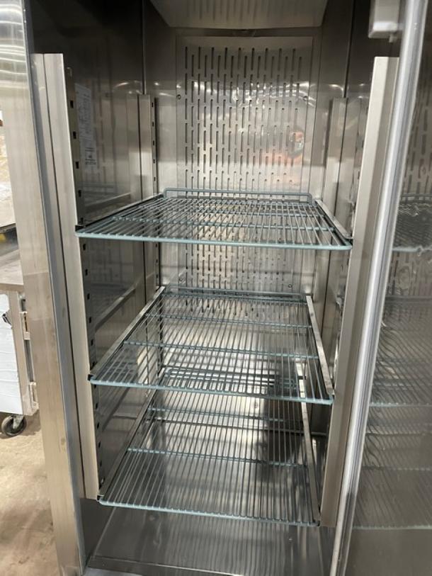 U-Star USFZ1D stainless steel single door freezer, poly coated racks, on casters, model USFZ-1D, SN 6396170218110112.