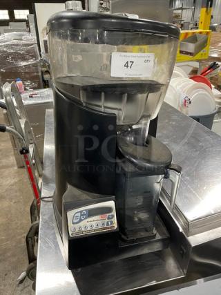 Vita-Mix Advance Series Commercial Electric Powered Countertop Ice/Food Portion Blending System! With Clear Polycarbonate Container & Double Insulated Hopper! Model: VM0126 SN: 001546-124! 120V! On Legs! - Item #1215429