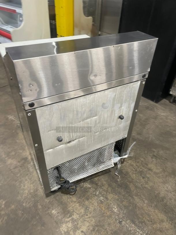 True TSSU-27-08D-2 refrigerated prep table with stainless steel body, two drawers, cutting board, on casters, 115V, commercial use.