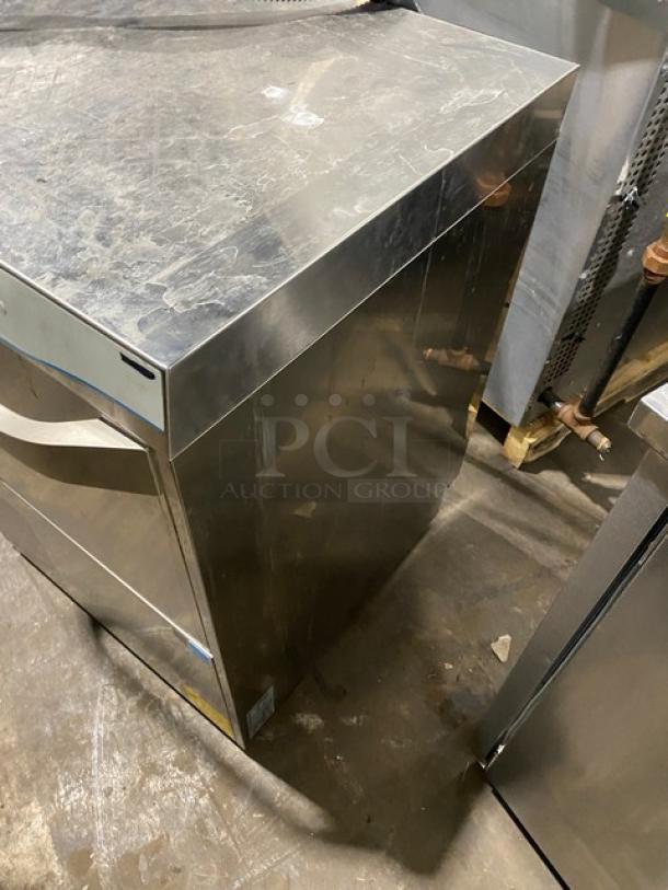 Veetsan VLAI1G4 2021 commercial stainless steel undercounter dishwasher, electric, high-temp, Energy Star, digital control.