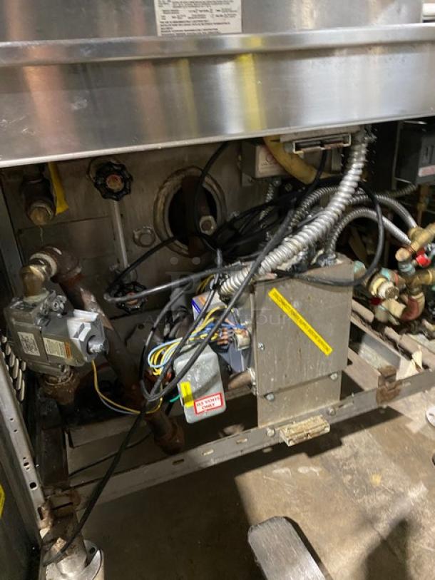 Cleveland Range Pro-XVI dual compartment convection steamer, model 36CGM16300, showing interior components. Used condition.