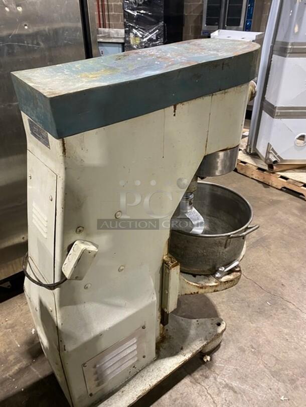 Reynolds 1060 60 Qt. commercial mixer with bowl and dough hook. Electric, 115V 1 Phase. On legs, used condition.