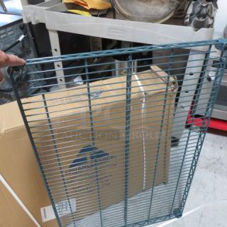 NEW 36x24 green METRO shelf, in mint condition, with sturdy wire construction. Ideal for storage or display.