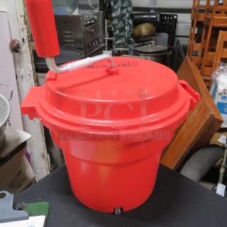Red Chef Master Salad Spinner, large capacity, with ergonomic handle. Used condition, sturdy plastic construction.