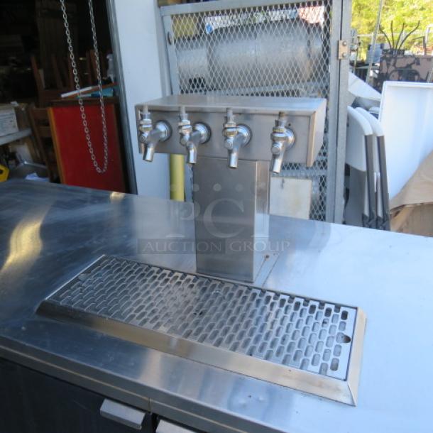 Perlick DS60BLT keg box, stainless steel top, 2 doors, 1 tower, 4 taps, on casters, 60x25x37 inches, 115V.