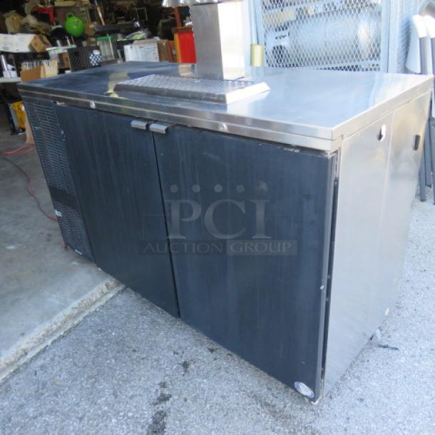 Perlick 2 Door Keg Box, Model DS60BLT, stainless steel top, 1 tower, 4 taps, on casters, 60x25x37 inches, 115V.