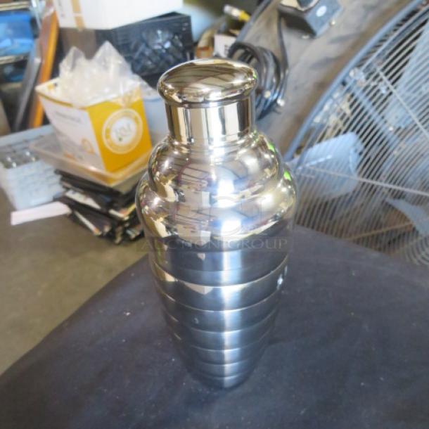 NEW Vollrath 12oz Cocktail Shaker, 3-piece, stainless steel, model #47610, smooth finish, excellent condition.