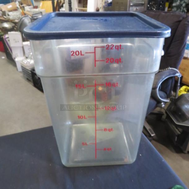 22 Quart Food Storage Container with Lid, clear with red measurement markings, navy blue lid, used condition.