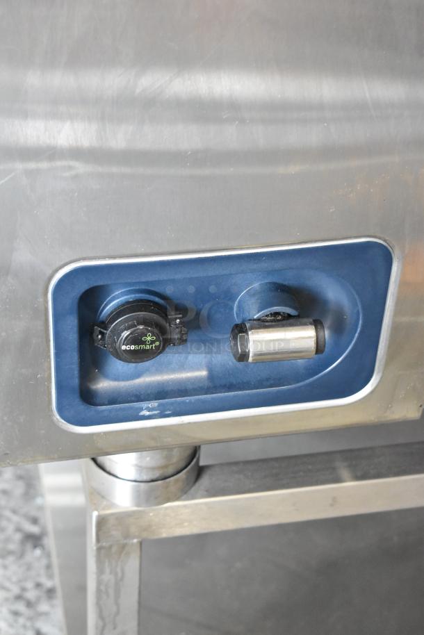 2018 Alto Shaam CTP7-20E stainless steel combi convection oven detail, shows Ecosmart technology control knob.