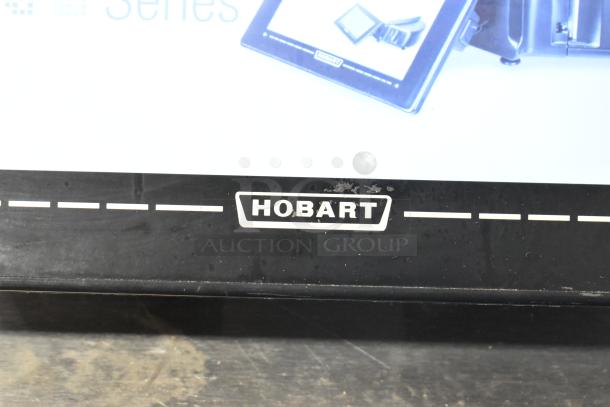 Hobart HTi-7LH4W commercial scale. Tested, working condition. Features Hobart logo. For 120/208-240V, 1 phase.